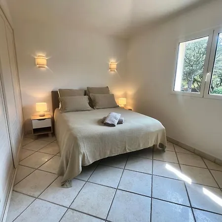 4-bedroom With Pool And Sea View Porto-Vecchio (Corsica)