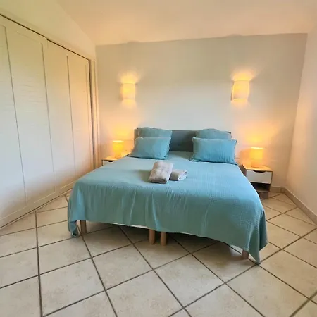 4-bedroom With Pool And Sea View Villa