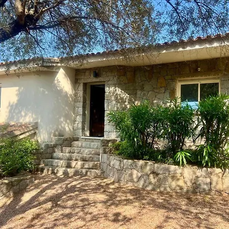4-bedroom With Pool And Sea View