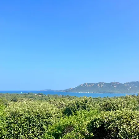 Villa 4-bedroom With Pool And Sea View